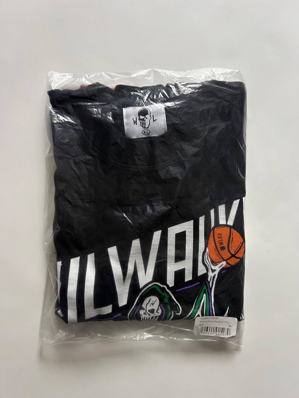 Size XL - Authentic Warren Lotas NBA Milwaukee Bucks T-Shirt Black (New)